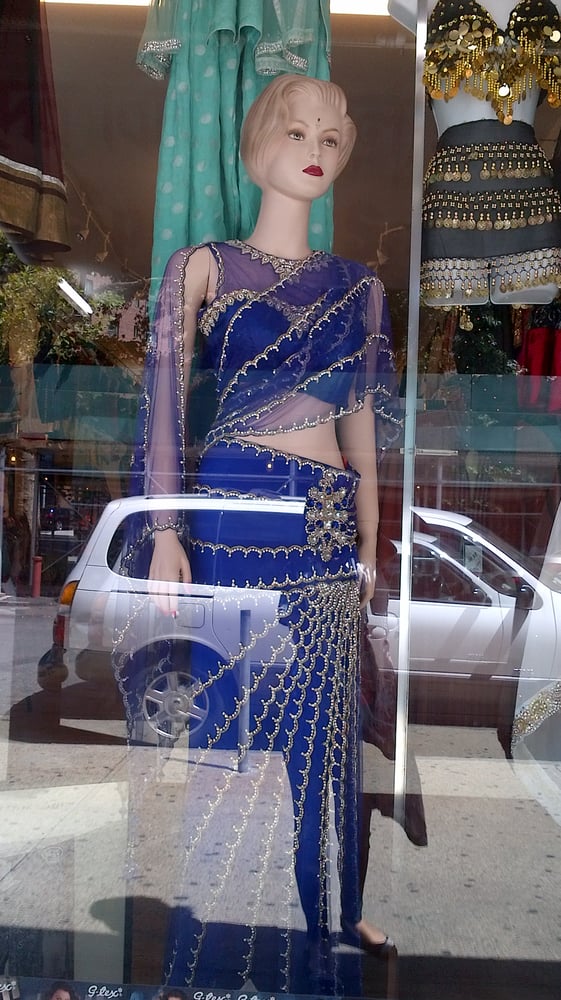 Nishat Elegance Designs clothing store on McGraw Avenue, Parkchester, Bronx